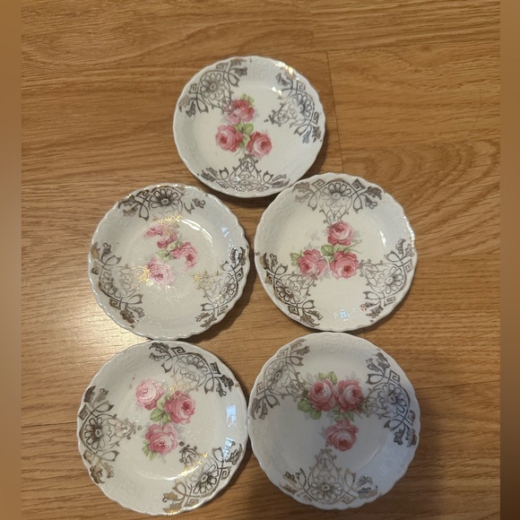 Floral Patterned tiny Plates Set - Picture 2 of 5